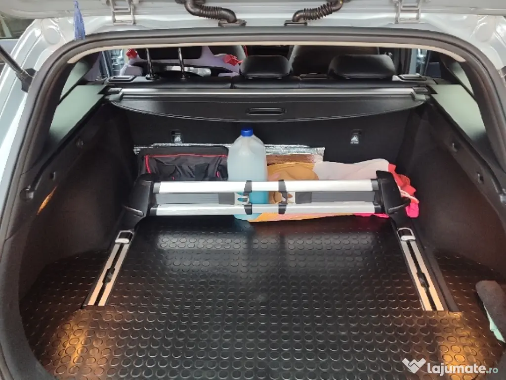 Kia Tourer Kombi 1.6 CRDI TECH