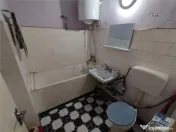 Oravita, Apt.3 Cam, Et.1, Zona Garii, Pret Negociabil 