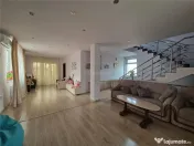 Casa P P E , eleganta,teren 409 mp - Ciuperca 