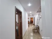 Casa P P E , eleganta,teren 409 mp - Ciuperca 