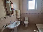 Casa P P E , eleganta,teren 409 mp - Ciuperca 