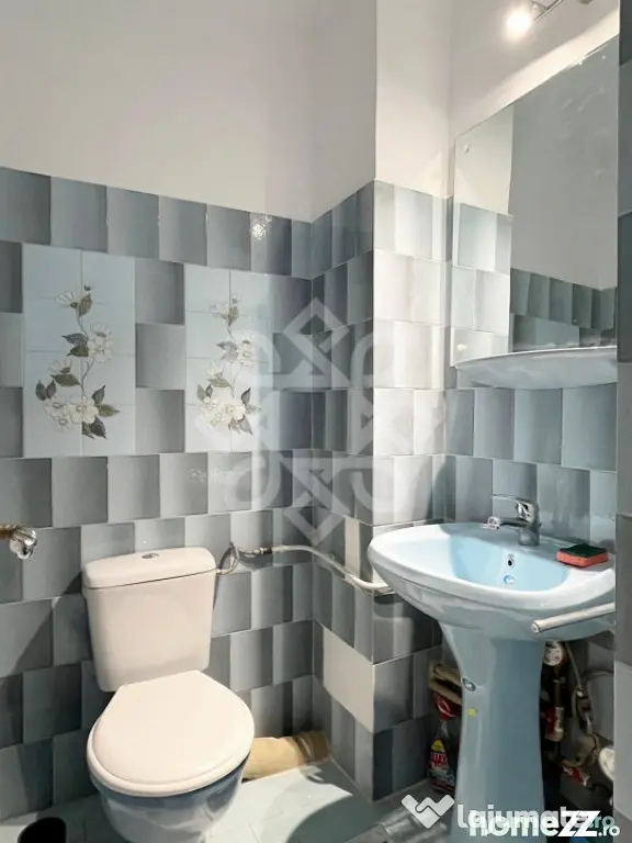 Apartament cu 3 camere de inchiriat pe bld. Stefan cel Mare - Oradea (Bihor)