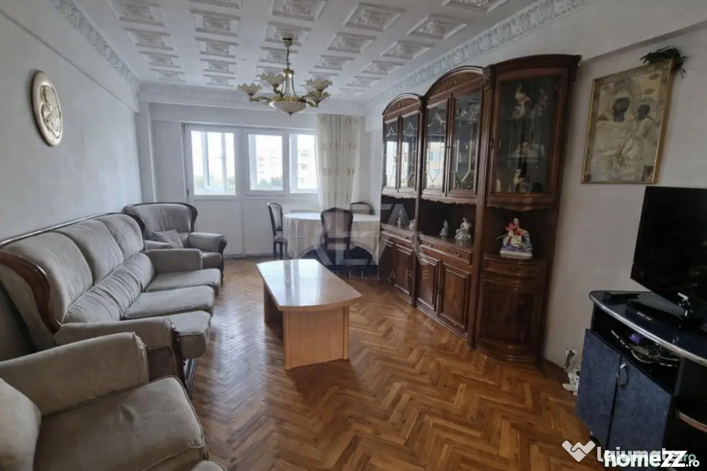4 camere Chișinău decomandat,centrală,et. 5,an 1981,105 m