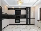 Casa 6 dormitoare+4 bai -1500 mp teren-Sacele 