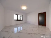 Casa 6 dormitoare+4 bai -1500 mp teren-Sacele 