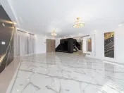 Casa 6 dormitoare+4 bai -1500 mp teren-Sacele 