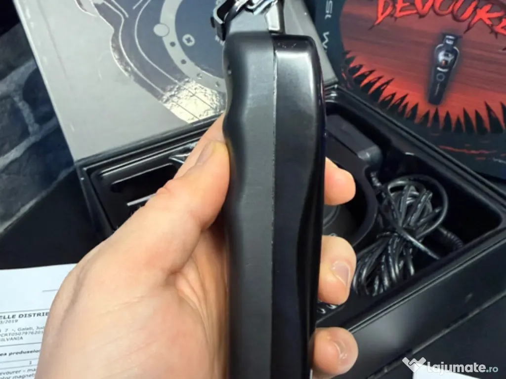 Masina de contur LIM HAIR DEVOURER