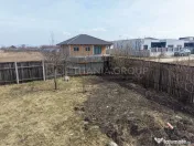 Teren 500 mp, împrejmuit, curent și internet pe teren, ... 