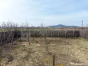 Teren 500 mp, împrejmuit, curent și internet pe teren, ... 
