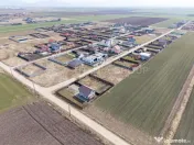 Teren 500 mp, împrejmuit, curent și internet pe teren, ... 