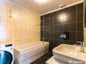 Apartament cu 3 camere de vanzare, langa padure, piscina,... 