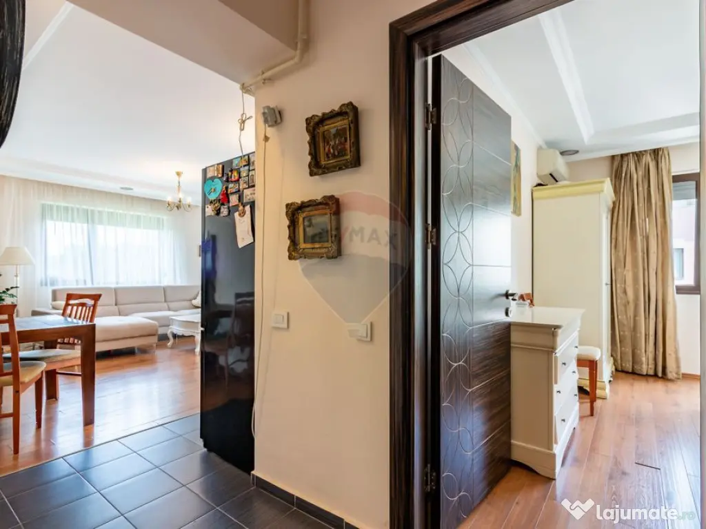 Apartament cu 3 camere de vanzare, langa padure, piscina,...