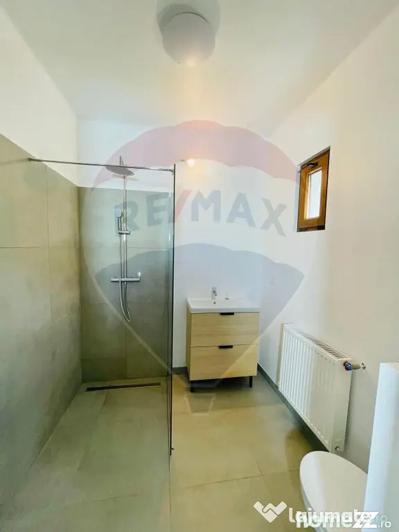 Casă / Vilă cu 6 camere de închiriat în zona Calea Du...