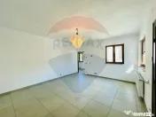 Casă / Vilă cu 6 camere de închiriat în zona Calea Du... 