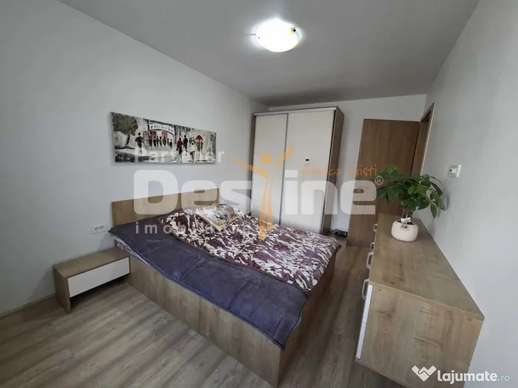 Apartament 2 camere, etaj intermediar, balcon, boxa si loc d
