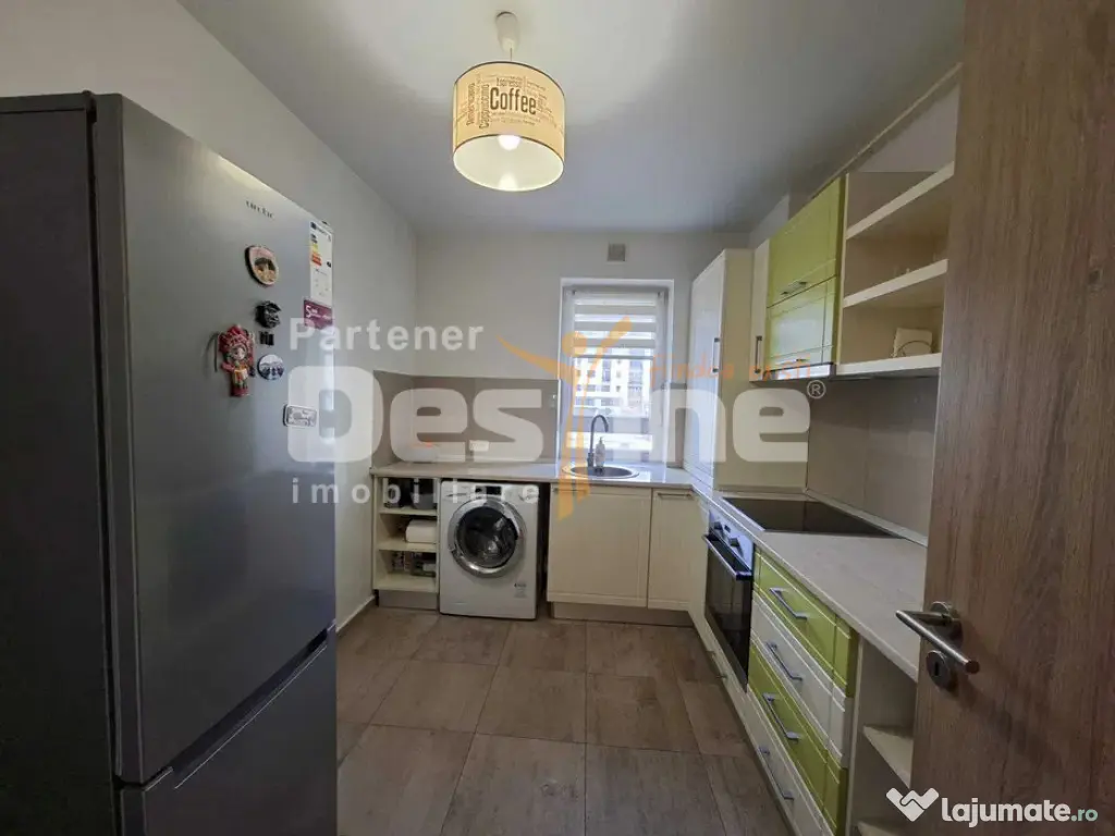 Apartament 2 camere, etaj intermediar, balcon, boxa si loc d