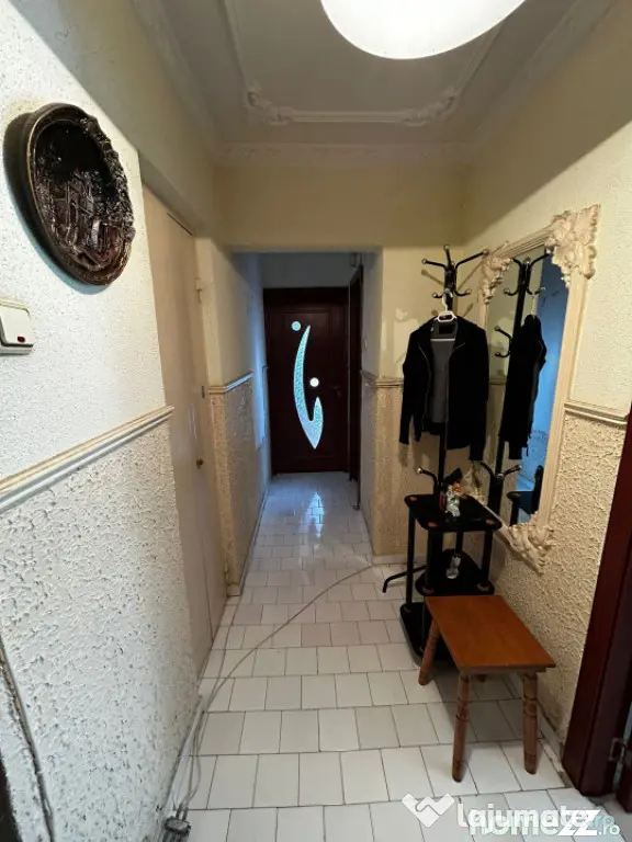 - Apartament 2 camere, confort 1 decomandat, zona Plantelor