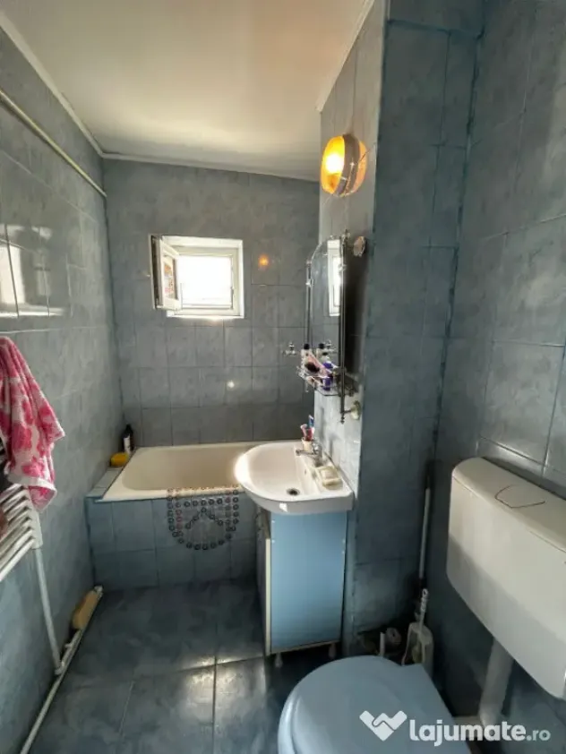 - Apartament 2 camere, confort 1 decomandat, zona Plantelor