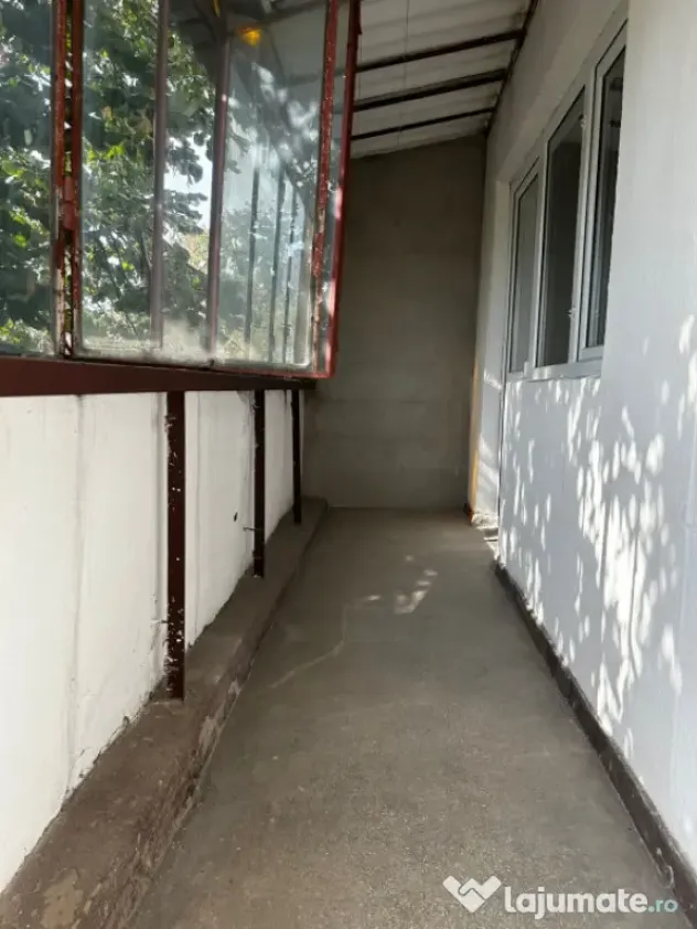 - Apartament 2 camere, confort 1 decomandat, zona Plantelor