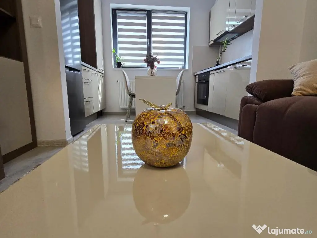 Inchiriez apartament 2 camere Hils Pallady