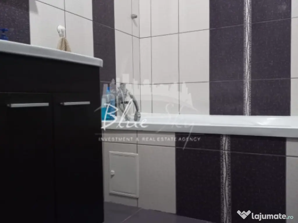 Primo - 3 Camere Decomandat 73 mp ,Bloc 2014 , Parcare Inclu