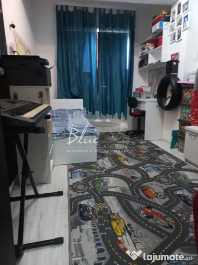 Primo - 3 Camere Decomandat 73 mp ,Bloc 2014 , Parcare Inclu