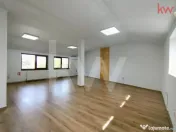 Spațiu comercial 120 mp – compartimentat | ideal birouri/ 