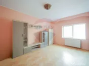 Clădire multifuncțională de vânzare – Strada Mește... 