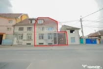 Clădire multifuncțională de vânzare – Strada Mește...