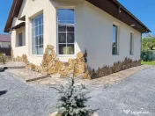 De inchiriat, vila noua - Bariera Traian - Lacul Brates 