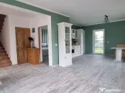 De inchiriat, vila noua - Bariera Traian - Lacul Brates 