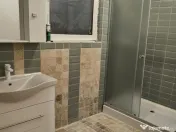 De inchiriat, vila noua - Bariera Traian - Lacul Brates 