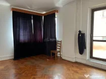 Casa situata ultracentral, pretabila pentru sediu de firma c