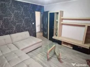 Garsoniera decomandata zona Far. 