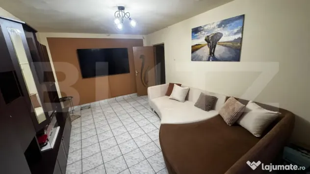 Apartament 4 camere decomandate, 86 mp, zona Soarelui