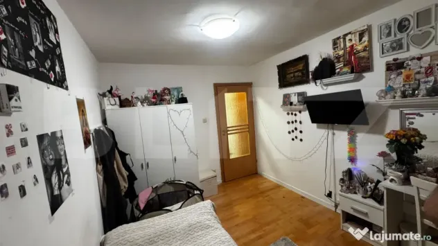 Apartament 4 camere decomandate, 86 mp, zona Soarelui