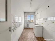 Apartament cu 3 camere de vânzare în zona Aurel Vlaicu 