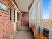 Apartament cu 3 camere de vânzare în zona Aurel Vlaicu 