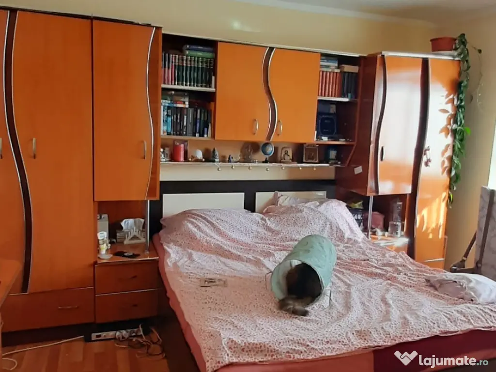 Apartament de vânzare – 2 camere, Obcini, zonă bloc Ire