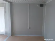 Container compus din două module!