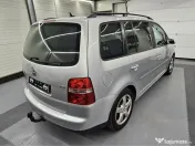 Volkswagen Touran 2.0 TDI recent adus din Germania