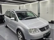 Volkswagen Touran 2.0 TDI recent adus din Germania