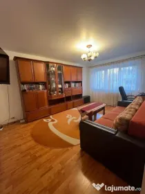 Apartament 3 camere, 55 mp utili, zona Bogdan Voda
