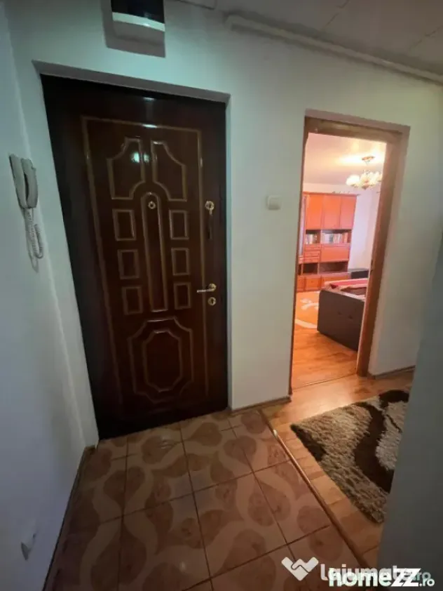 Apartament 3 camere, 55 mp utili, zona Bogdan Voda