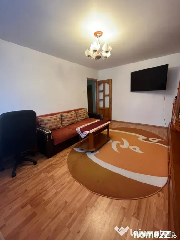 Apartament 3 camere, 55 mp utili, zona Bogdan Voda