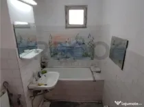 RECO apartament cu 3 camere decomandat cu lift