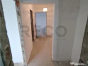 RECO apartament cu 3 camere decomandat cu lift 