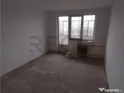 RECO apartament cu 3 camere decomandat cu lift 