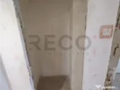 RECO apartament cu 3 camere decomandat cu lift 