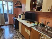 Blv BUCURESTI - decomandat |57 mp utili | Vedere bulevard 